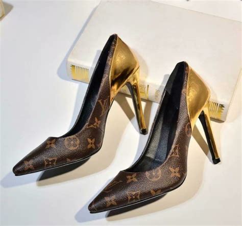louis vuitton cherie pump
